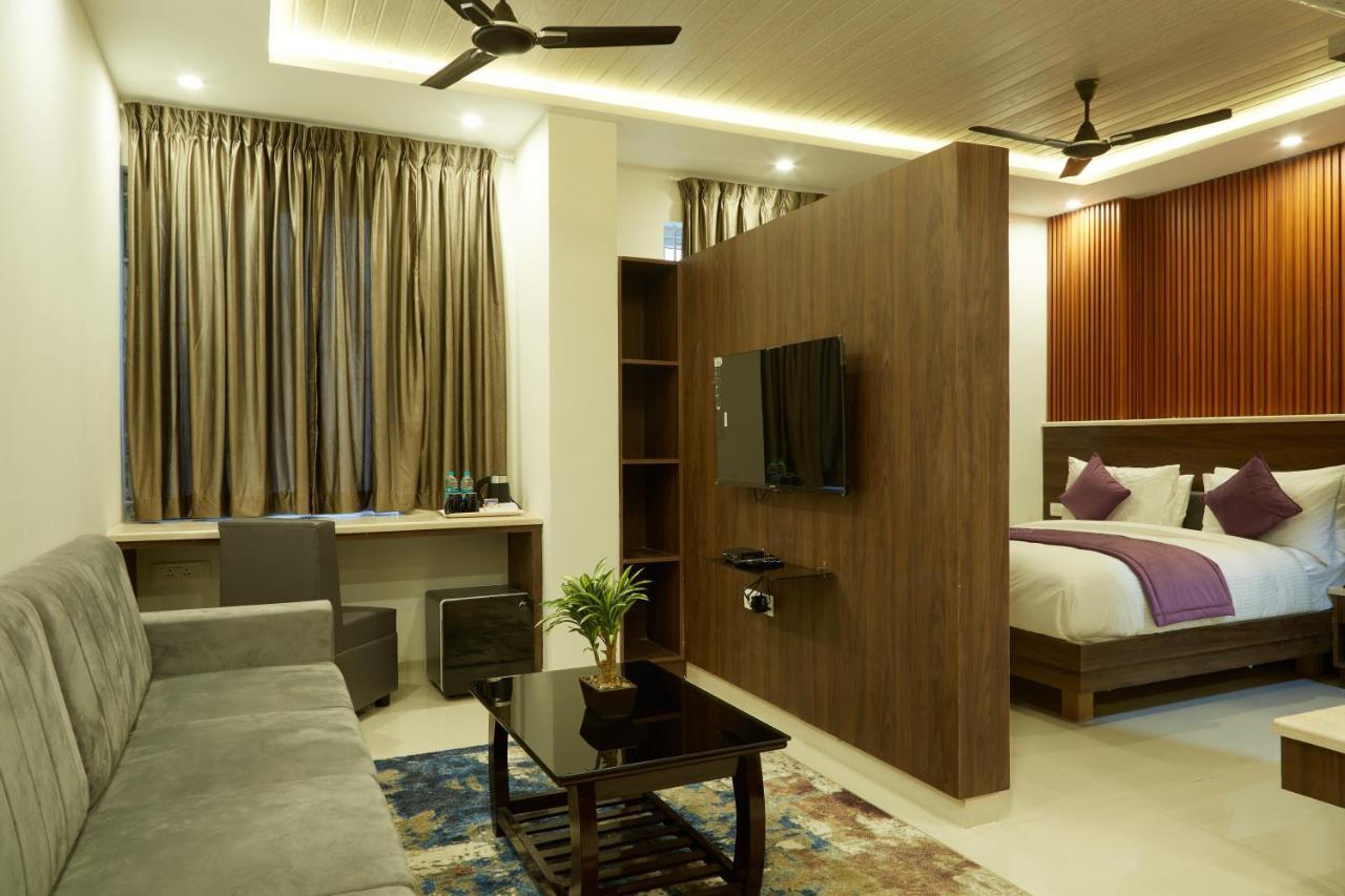 Vovo Premier Hotel Bangalore Luaran gambar