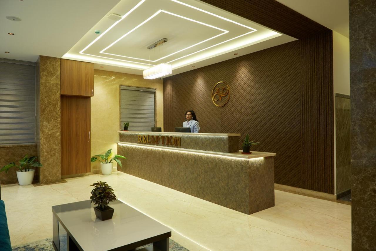 Vovo Premier Hotel Bangalore Luaran gambar