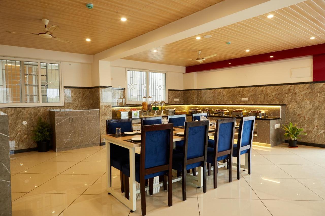Vovo Premier Hotel Bangalore Luaran gambar